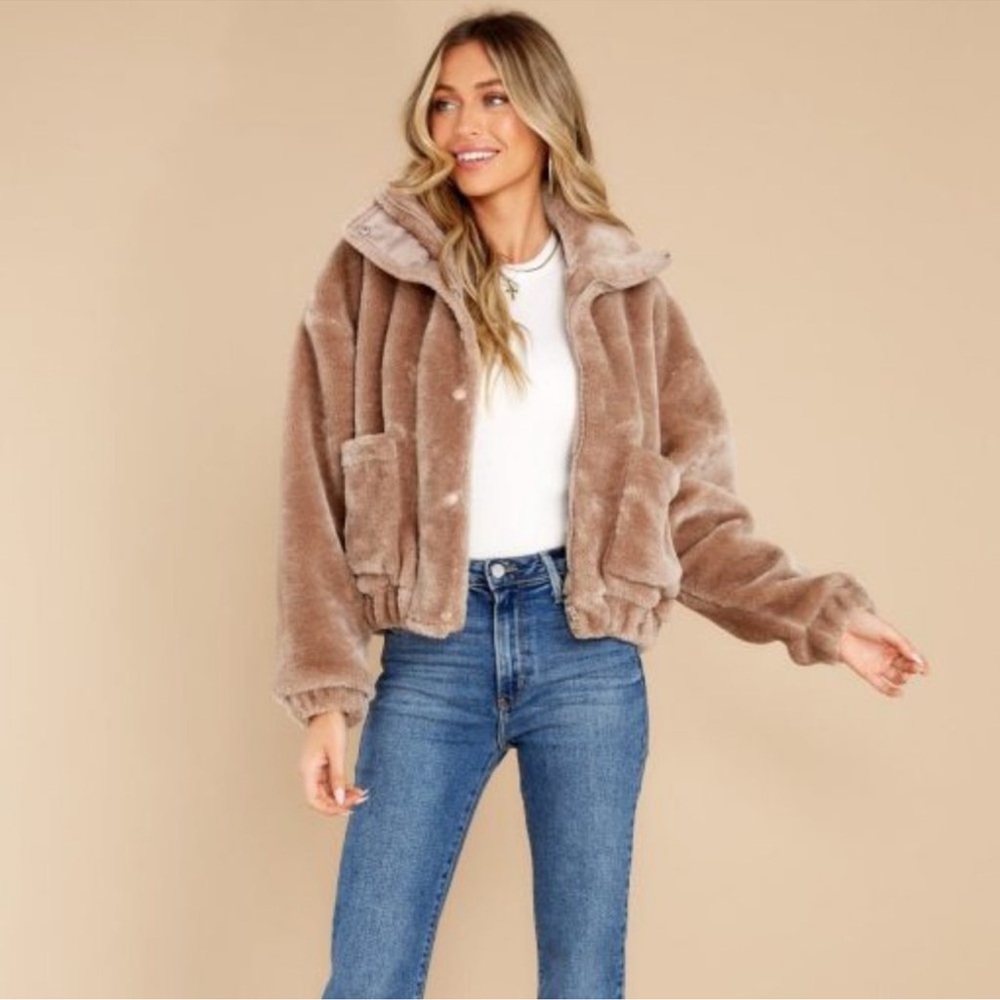 NWT Blank NYC Bicoastal Faux Fur Jacket Size LARGE Beige - Picture 2 of 16